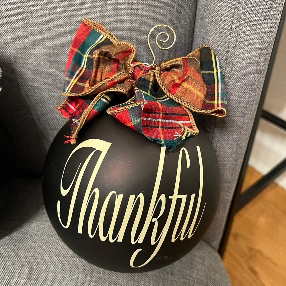 2 XL blessed & thankful glass ornaments